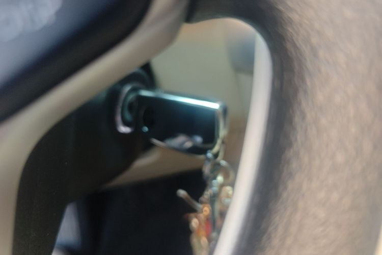 丰田 汉兰达 2017款 2.0T 四驱精英版 7座中控内饰11