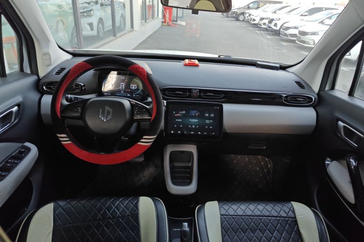 零跑汽车 零跑T03 2023款 200轻享版中控内饰12