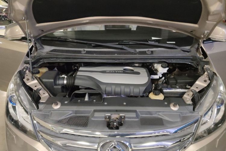 上汽大通MAXUS 大通G10 2014款 2.0T 自动行政版机舱底盘24