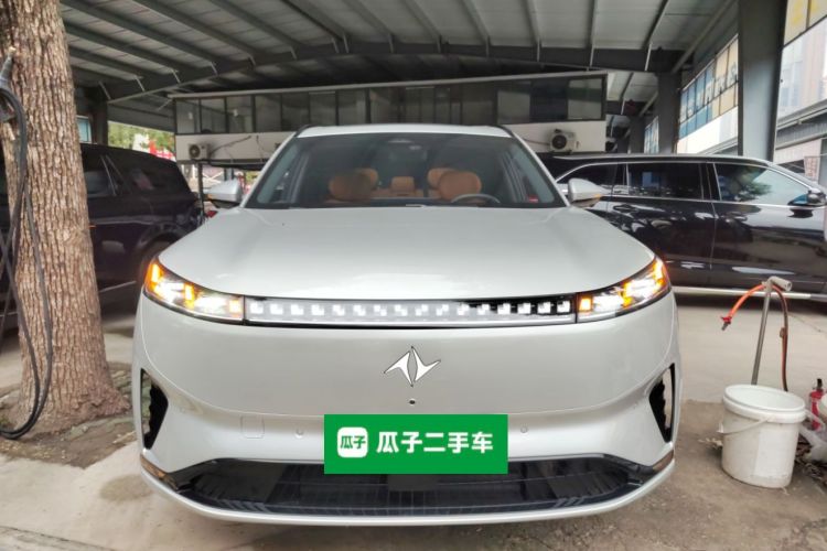 东风奕派 eπ008 2025款 210Ultra增程版 5座车身外观2