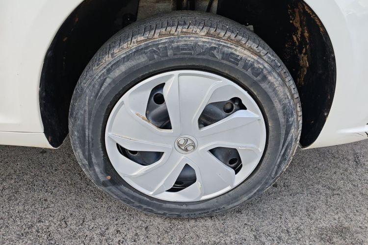 北汽新能源EU 2018款 EU快换乐途版车身外观6007