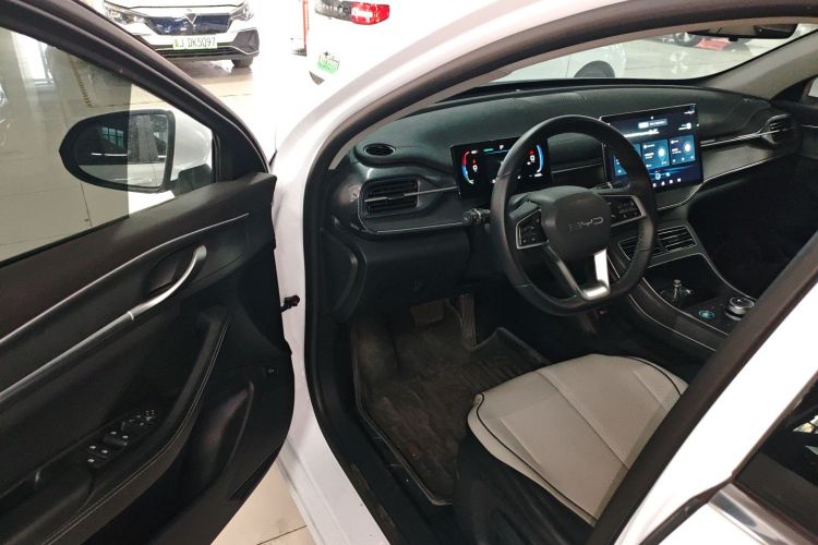 比亚迪 驱逐舰05 2024款 荣耀版 DM-i 120KM 豪华型中控内饰20