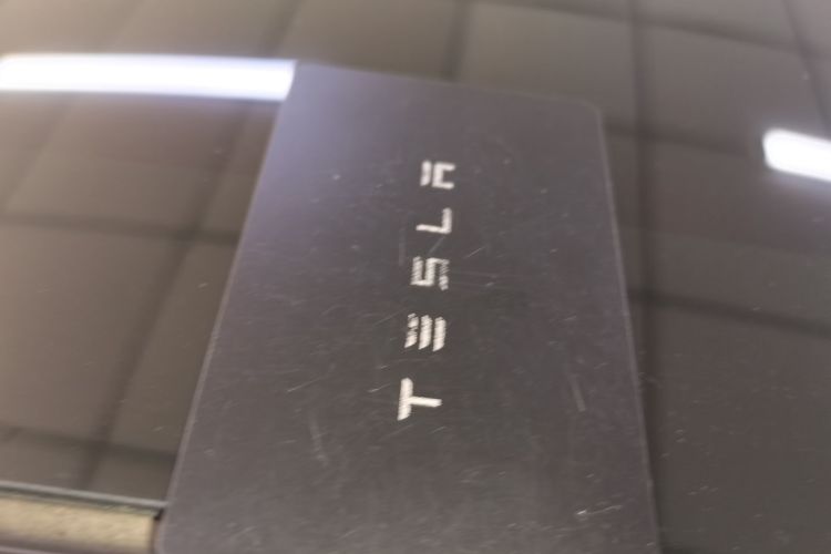 特斯拉 Model Y 2024款 后轮驱动版中控内饰7001