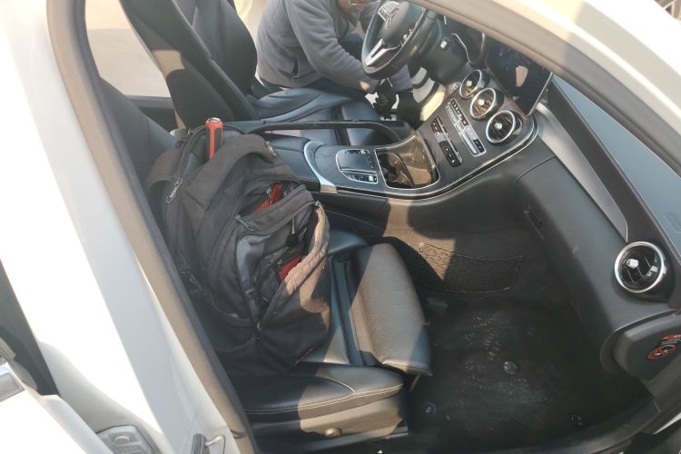 奔驰C级 2019款 C 260 L 运动版局部细节41