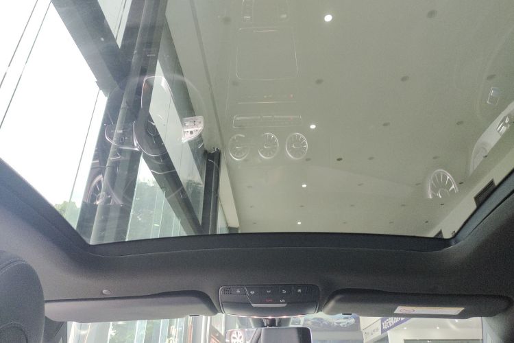 奔驰C级(进口) 2021款 C 200 轿跑车局部细节22