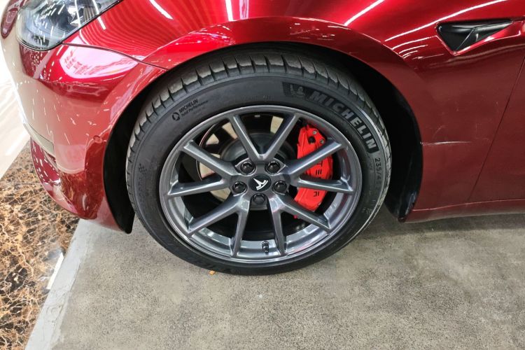 特斯拉 Model 3 2021款 标准续航后驱升级版 3D6车身外观6007