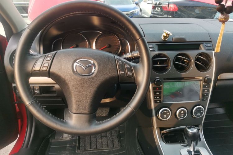 马自达6 2015款 2.0L 自动豪华型中控内饰13