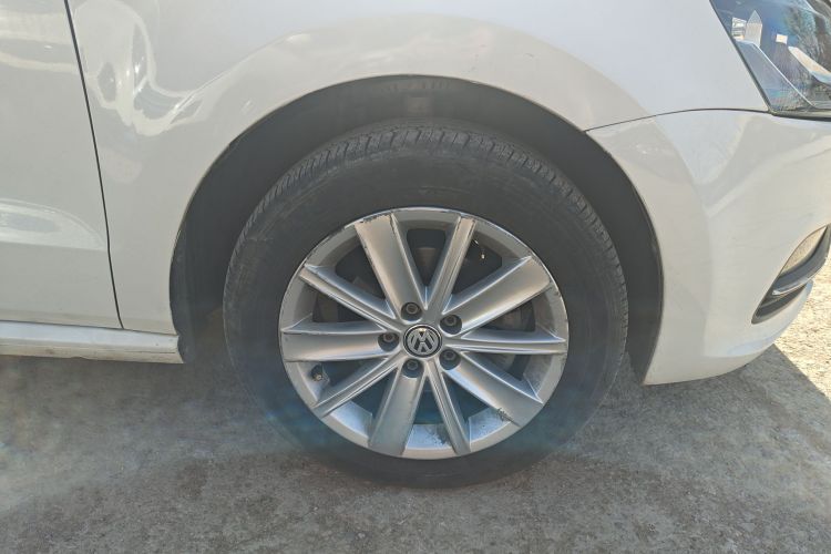 大众 Polo 2014款 1.6L 自动舒适版车身外观10