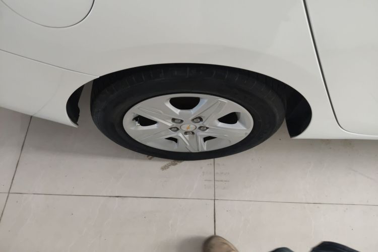 雪佛兰 科沃兹 2018款 320 自动欣享天窗版车身外观6008