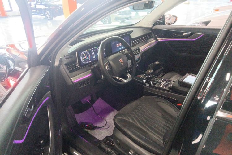 红旗HS5 2022款 改款 2.0T 智联旗享四驱版中控内饰19