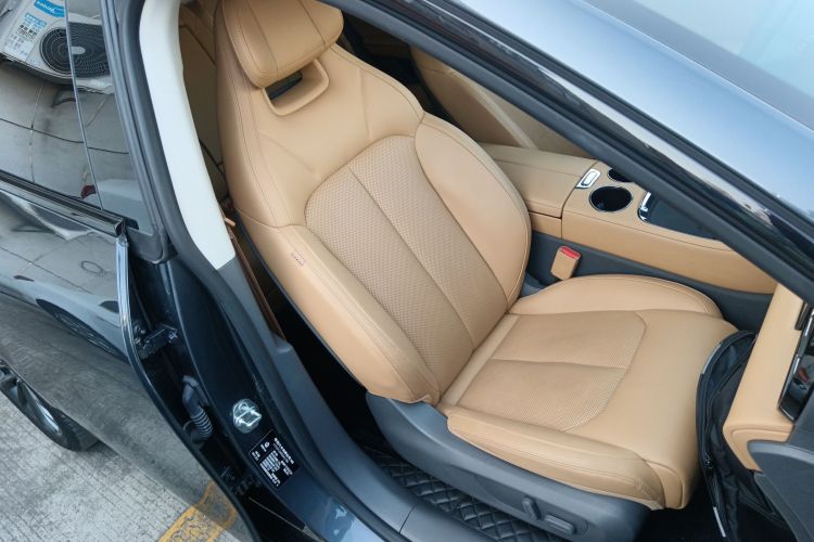 零跑汽车 零跑C01 2024款 增程 216尊享版局部细节41