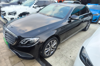 奔驰E级 2019款 E 260 L