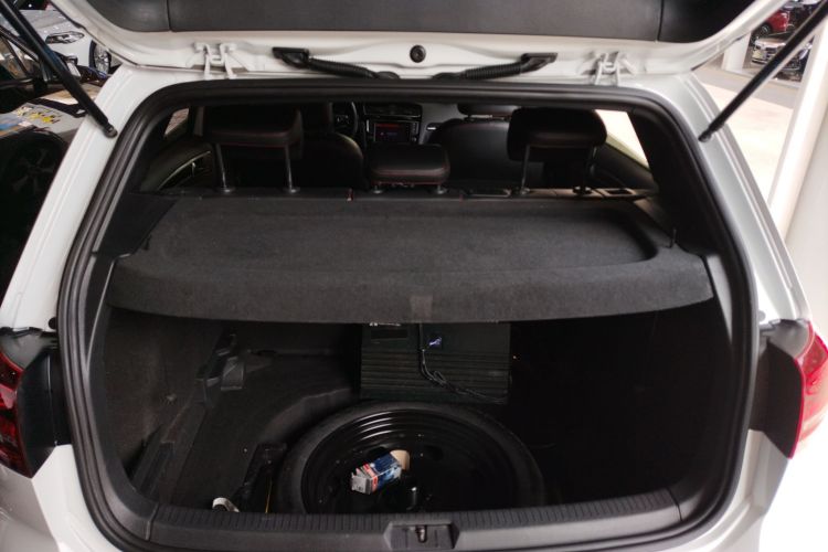 大众 高尔夫GTI 2016款 2.0TSI GTI机舱底盘23