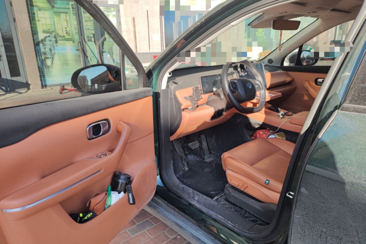 零跑汽车 零跑C16 2024款 增程 200激光雷达版中控内饰20