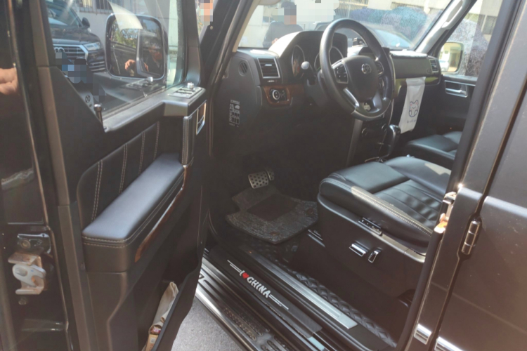 北京BJ80 2017款 2.3T 自动建军90周年纪念版中控内饰20