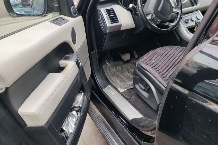 路虎 揽胜运动版 2014款 3.0 SC V6 HSE中控内饰20