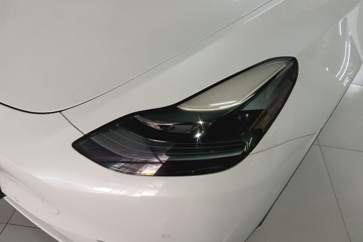 特斯拉 Model Y 2021款 长续航全轮驱动版局部细节36