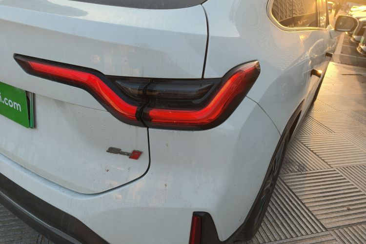 蔚来EC6 2020款 615KM 签名版车身外观9