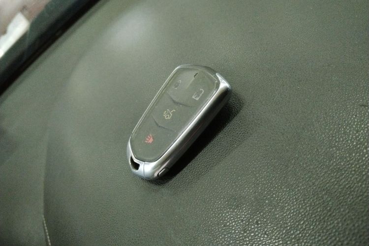 凯迪拉克ATS-L 2017款 28T 时尚型中控内饰11