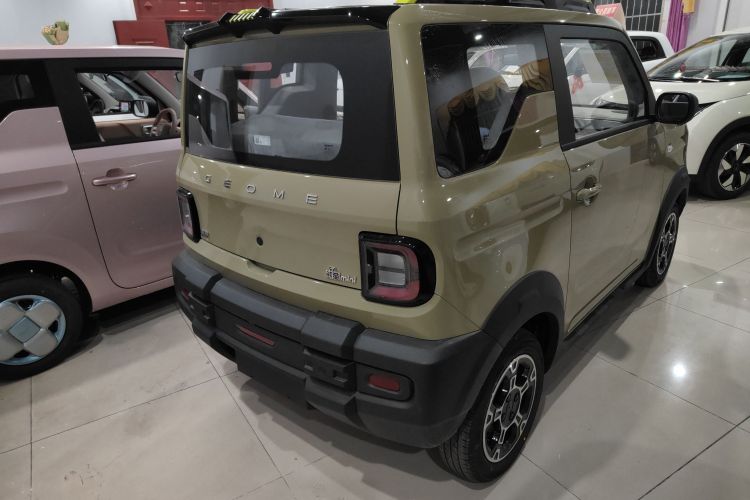 吉利银河 2025款 210km 熊猫骑士车身外观6005