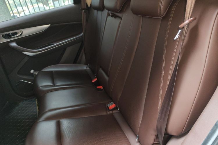 猎豹汽车 Mattu 2018款 1.6T GDI DCT精英型中控内饰21