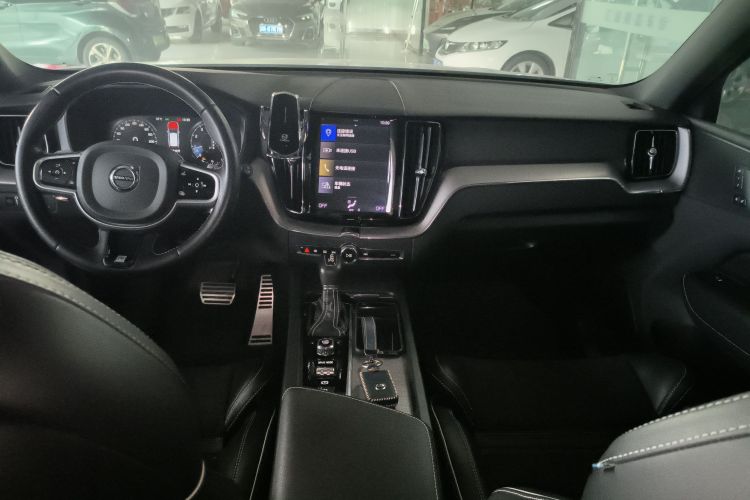 沃尔沃XC60 2019款 T5 四驱智远运动版 国VI中控内饰18