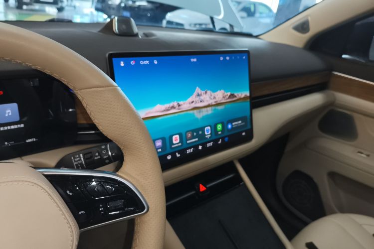 鸿蒙智行 问界M7 2024款 1.5T 智驾四驱Max版 5座中控内饰16