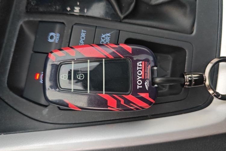 丰田 威兰达 2022款 2.0L CVT四驱豪华PLUS版中控内饰11