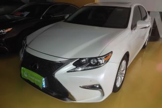 雷克萨斯ES 2015款 200 精英版