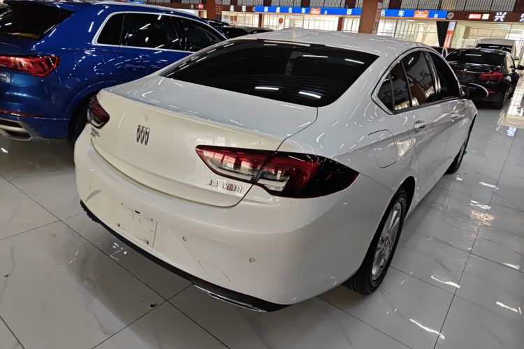 别克 君威 2024款 25T 超享版车身外观6005