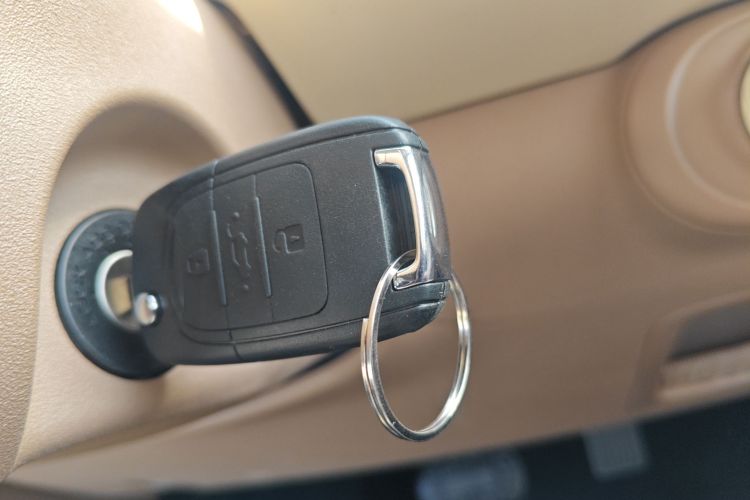 五菱汽车 宏光MINIEV 2025款 四门版 进阶款中控内饰11