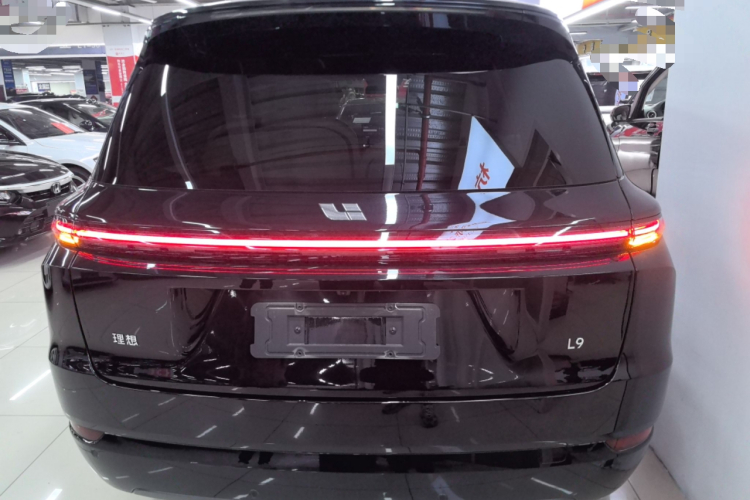 理想汽车 理想L9 2024款 Ultra车身外观6