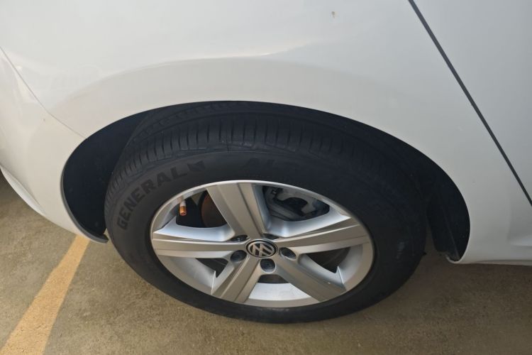 大众 高尔夫 2016款 230TSI 自动舒适型车身外观6008