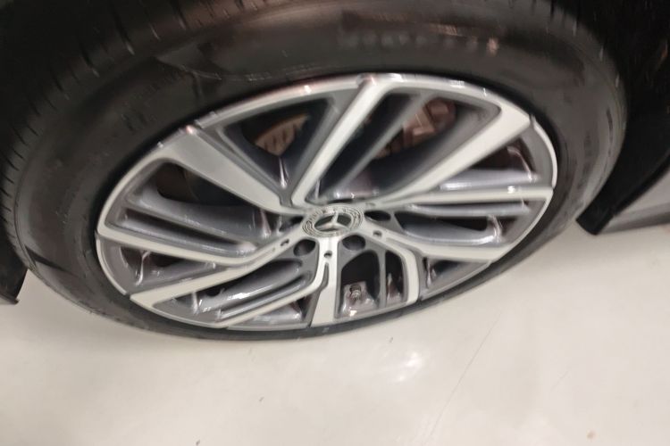 奔驰E级 2025款 改款 E 300 L 时尚型车身外观6007