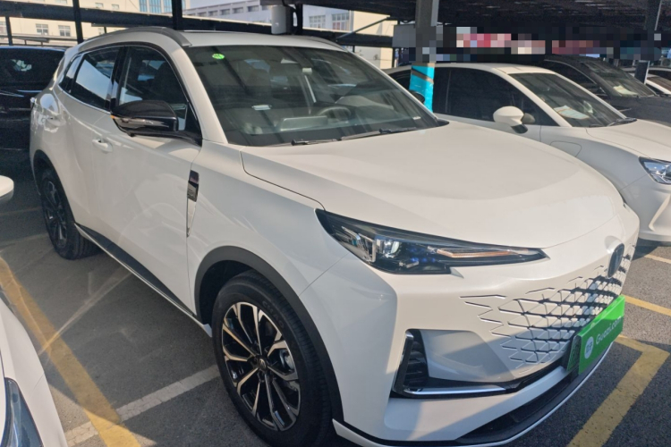 长安CS55PLUS PHEV 2025款 智慧新蓝鲸 125km 超能版车身外观3