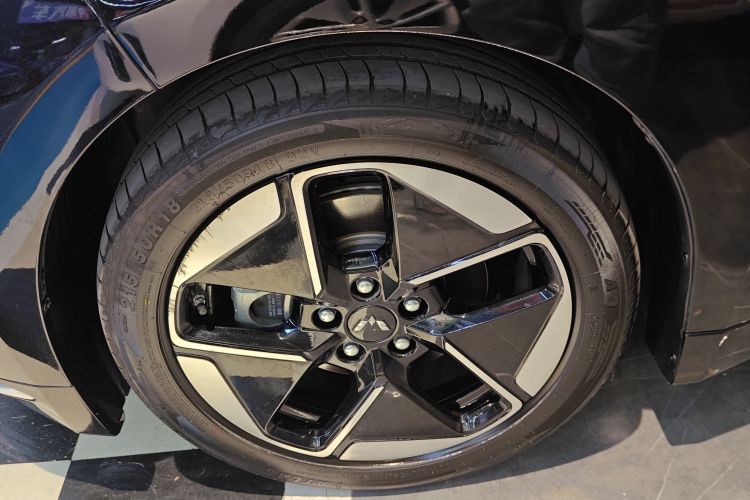 五菱汽车 五菱星光 2024款 共创版 510 进阶型车身外观6007