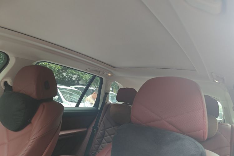 宝马X5 2022款 改款 xDrive 30Li 尊享型M运动套装中控内饰22