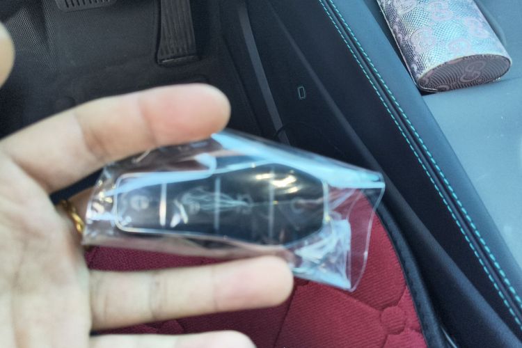 比亚迪 海豹06新能源 2025款 DM-i 智驾版 120KM尊荣型中控内饰7001