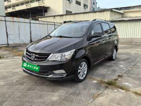 宝骏730 2016款 1.5L 手动舒适型 7座 国V