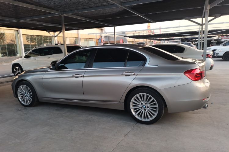 宝马3系 2018款 320Li 时尚型车身外观4