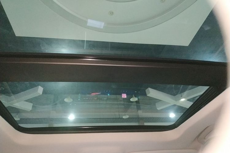 福特 探险者 2025款 2.3T EcoBoost 四驱穿越版 5座局部细节22