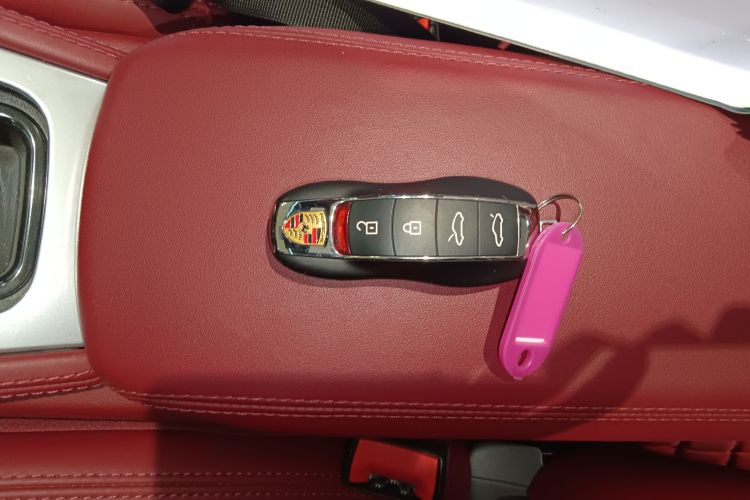 保时捷718 2022款 Boxster 2.0T中控内饰7001