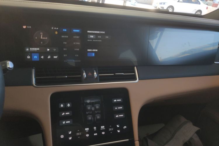 理想汽车 理想ONE 2020款 增程6座版局部细节16