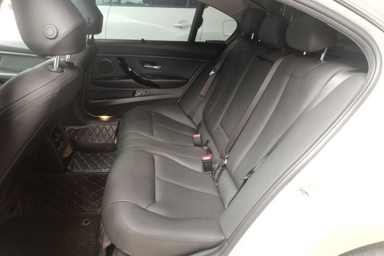 宝马3系 2018款 320Li 时尚型中控内饰21