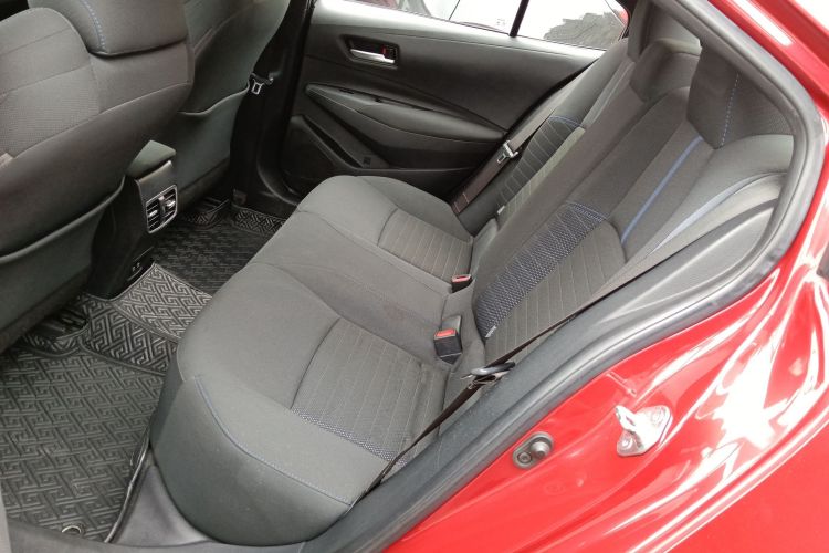 丰田 雷凌 2019款 185T CVT运动版 国VI中控内饰21