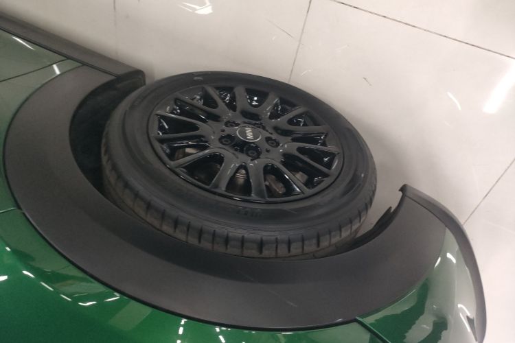 MINI 2023款 1.5T ONE 五门版车身外观6007