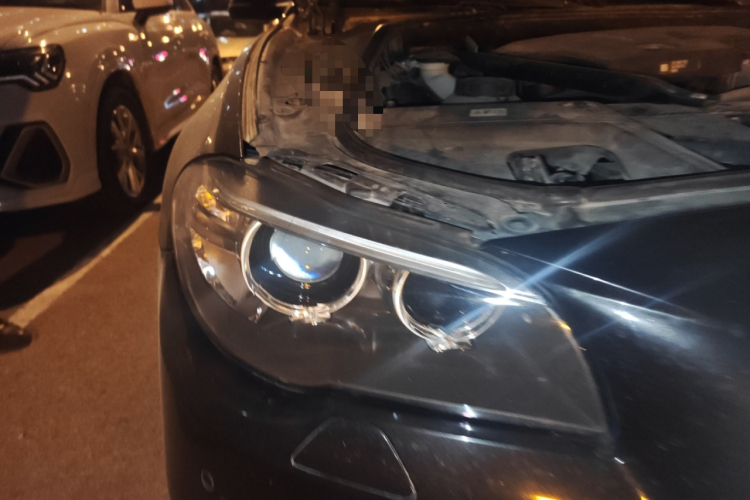 宝马5系 2014款 525Li 领先型车身外观8