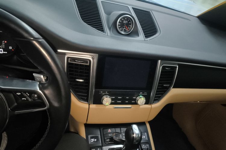 保时捷 2017款  Macan 2.0T中控内饰16