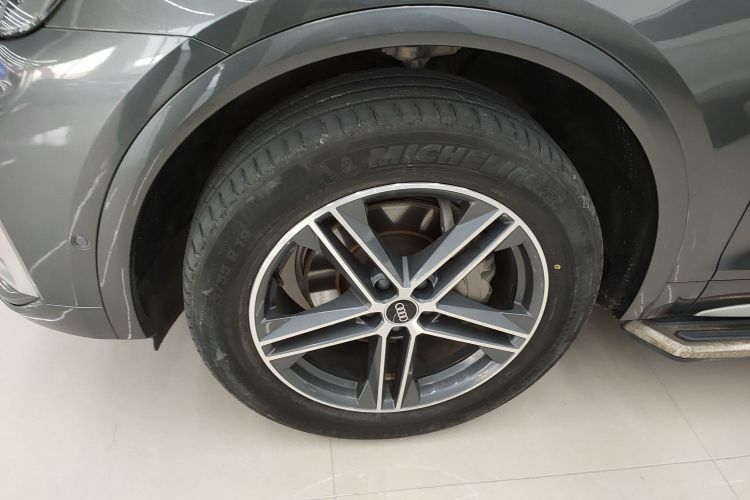 奥迪Q5L Sportback 2021款 40 TFSI 时尚型车身外观6007