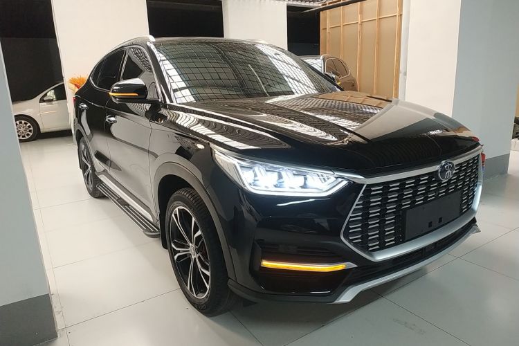 比亚迪 宋PLUS 2020款 1.5T 自动旗舰型车身外观3